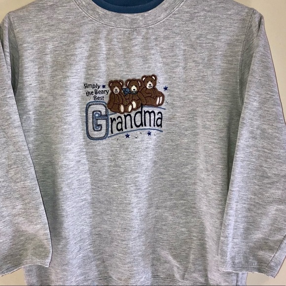 Simply the beary best grandma gray sweatshirt size PS cotton and polyester - Picture 6 of 10